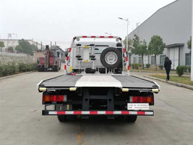 清障车