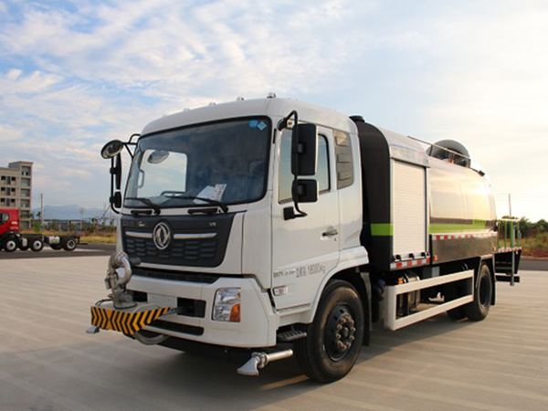 CLE5181TDY6DF型多功能抑尘车