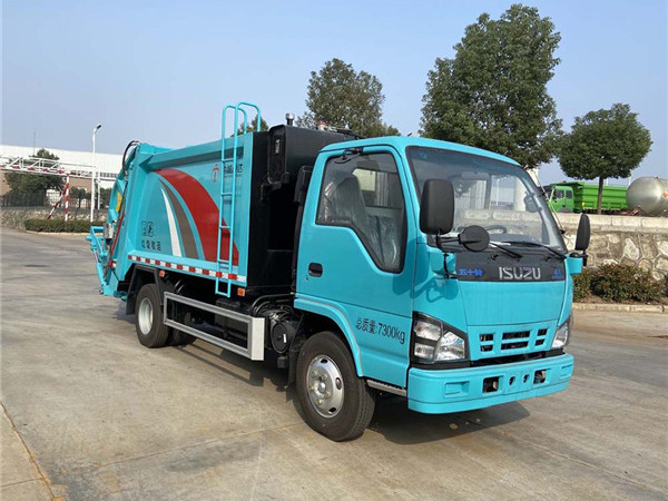 CLE5070ZYSW6型压缩式垃圾车