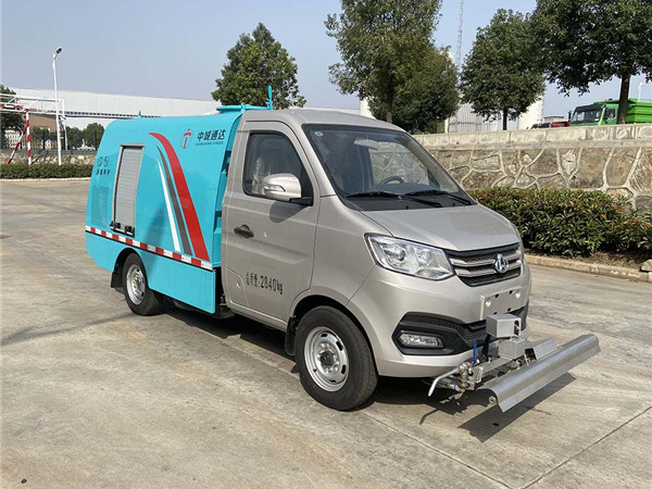 CLE5030TYH6SC型路面养护车
