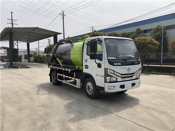CLE5070GXW6吸污车